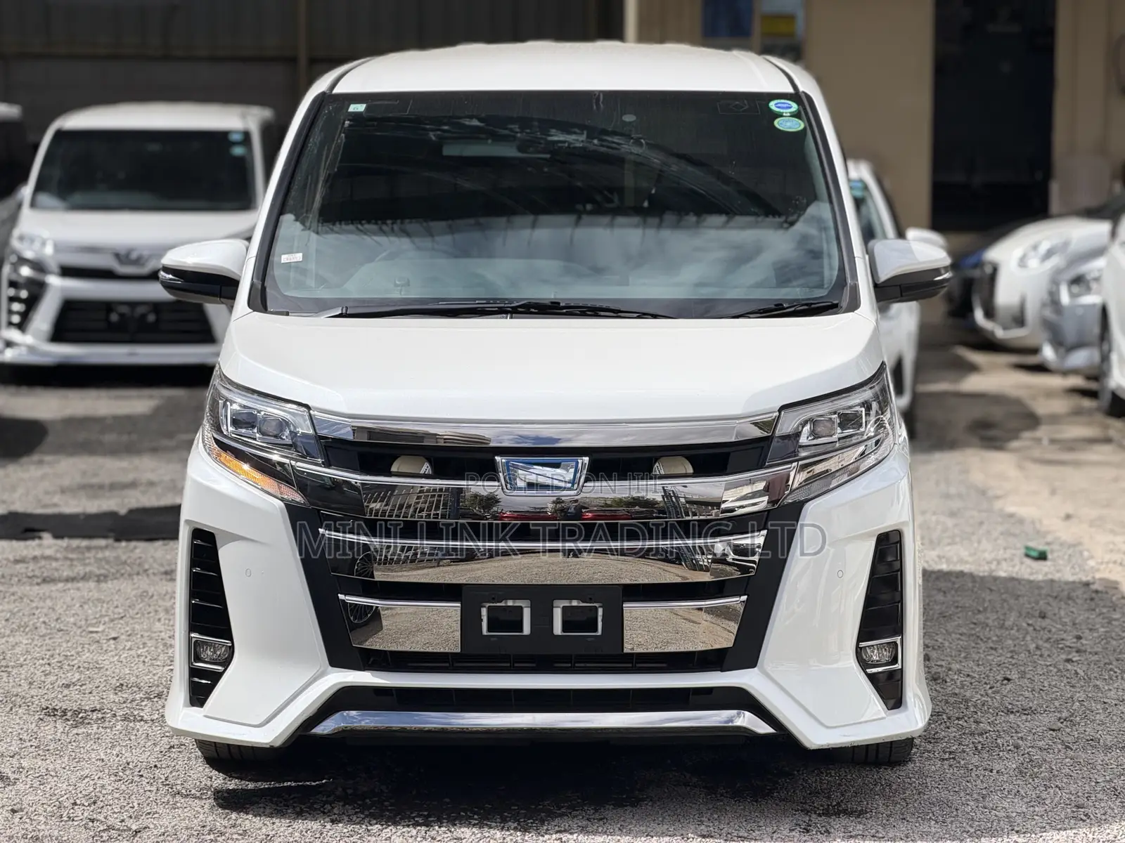 Toyota Noah 1.8 FWD Hybrid (7 seater) 2019 Pearl