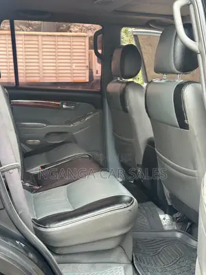 Toyota Land Cruiser Prado 2005 Black