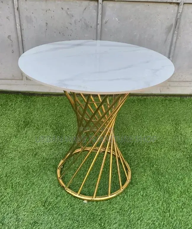 Queen's Side Cocktail Tables