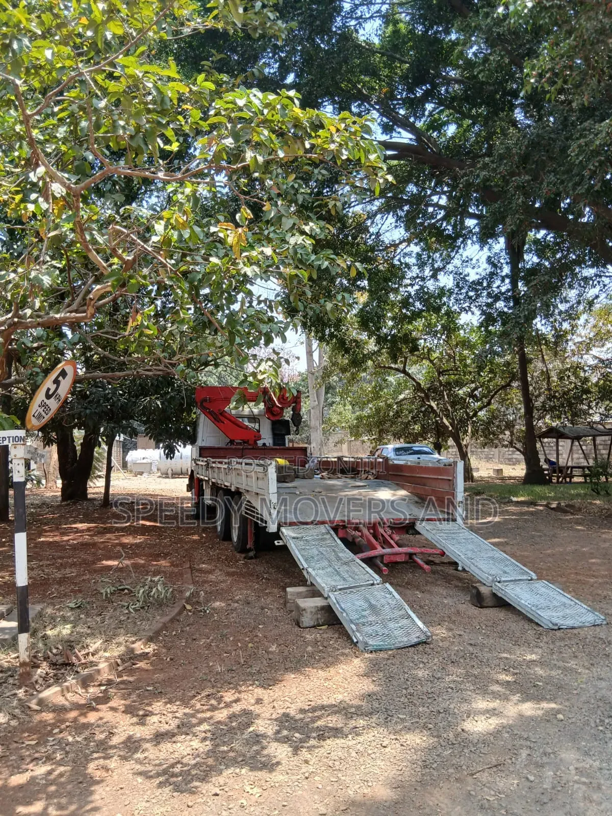 Ten Wheeer Low Loader for Hire Available