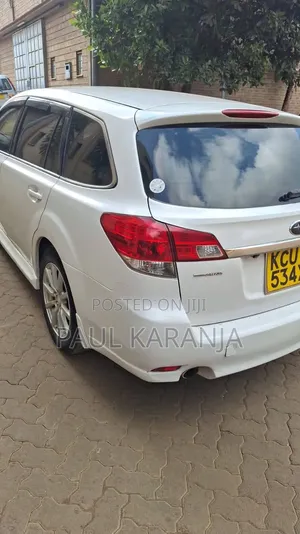 Subaru Legacy 2012 Silver