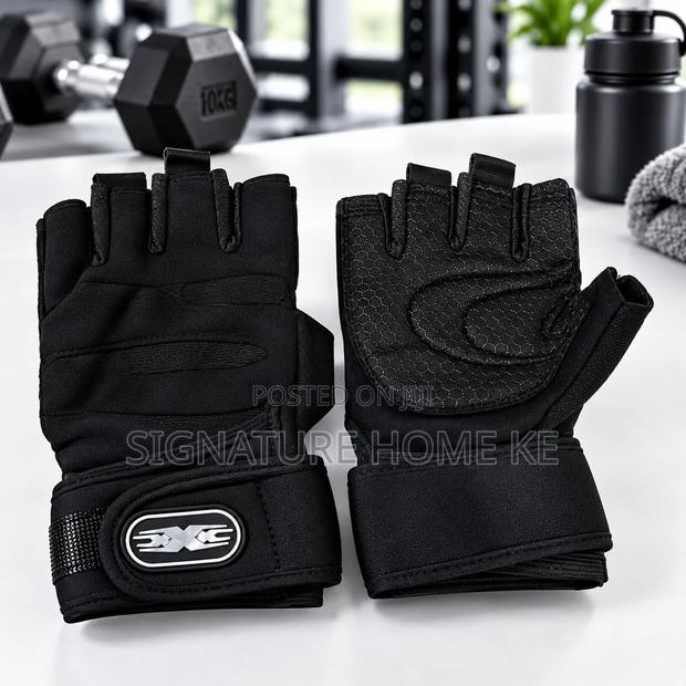Gym Gloves - main view