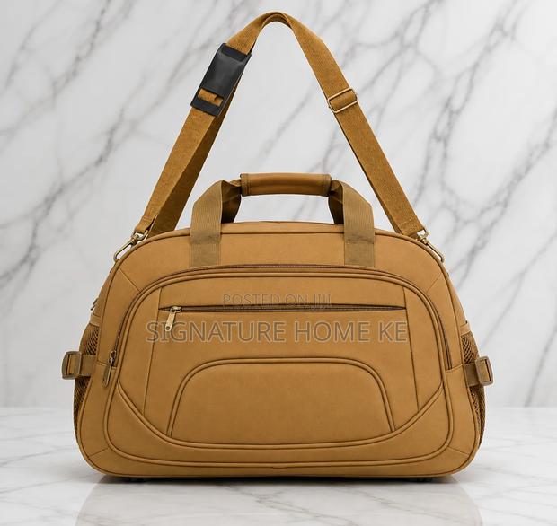 High Quality Travelling Duffel Bag - main view