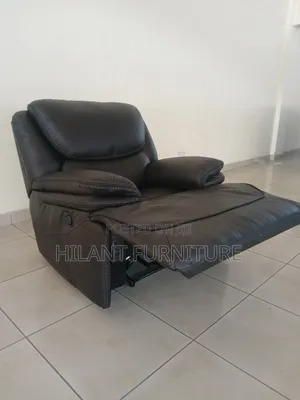 Soft Fabric 1-Seater Reclining Sofa.