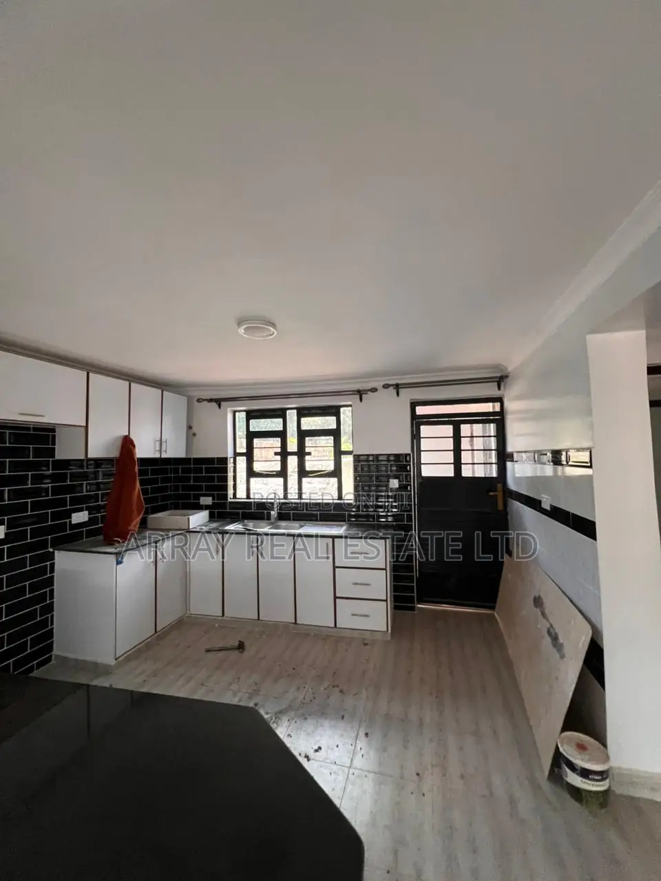 5bdrm Townhouse/Terrace in Muguga for sale