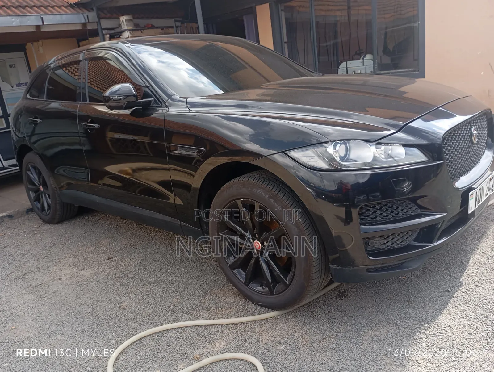 Jaguar F-Pace 2017 Black