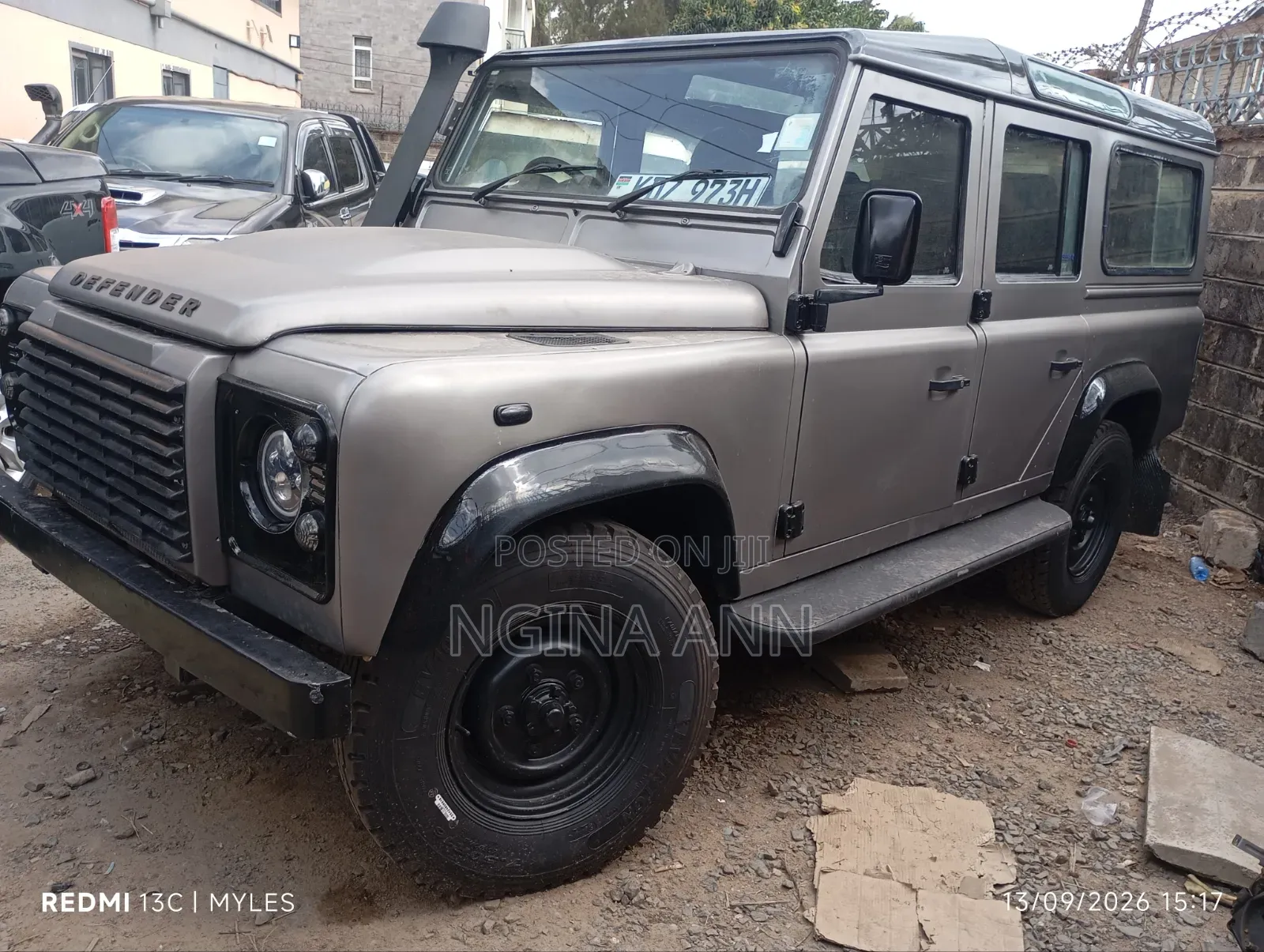 Land Rover Defender 2004 Gray