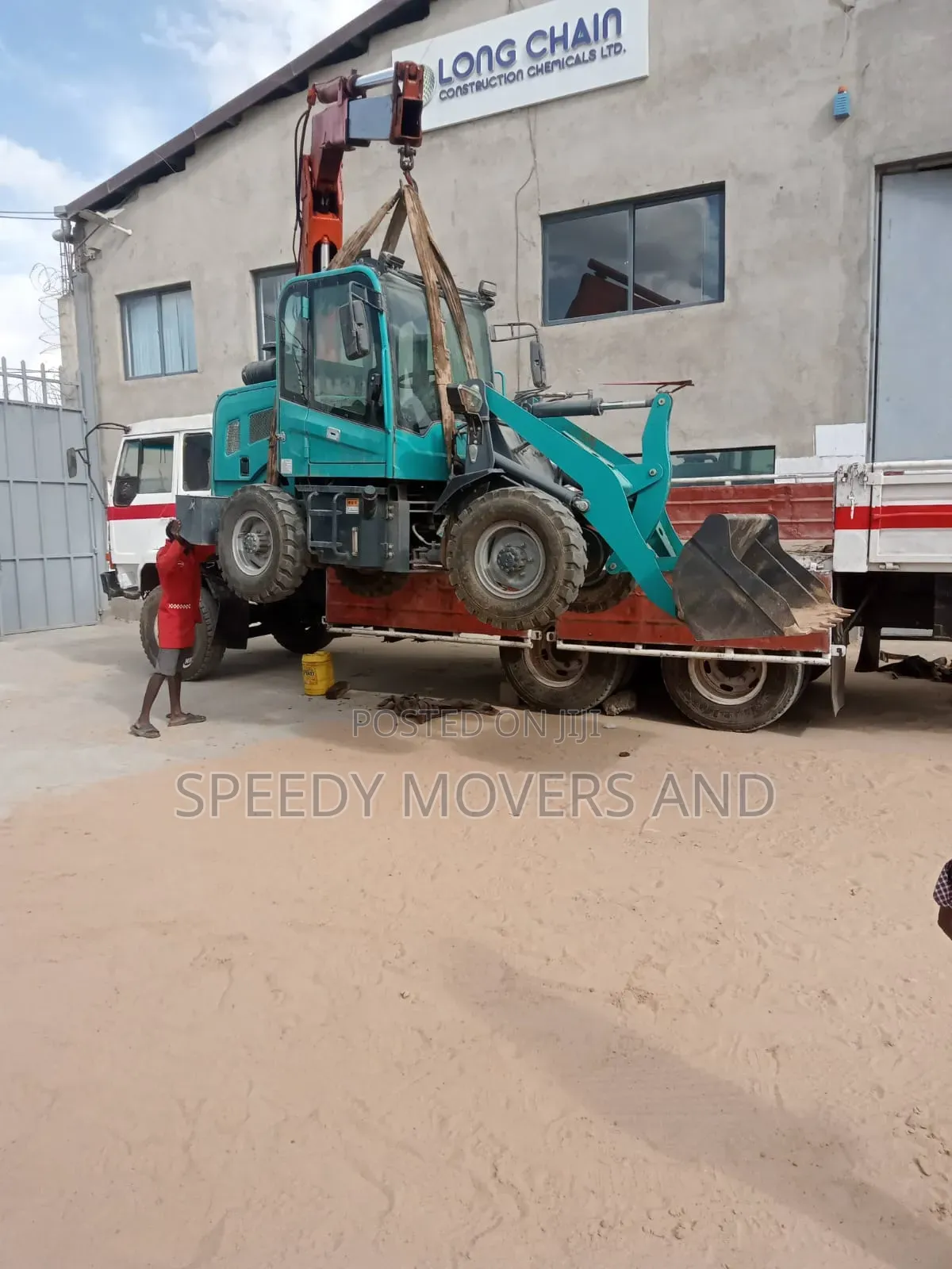 Mguu Kumi Truck With Crane at Hand for Jobs