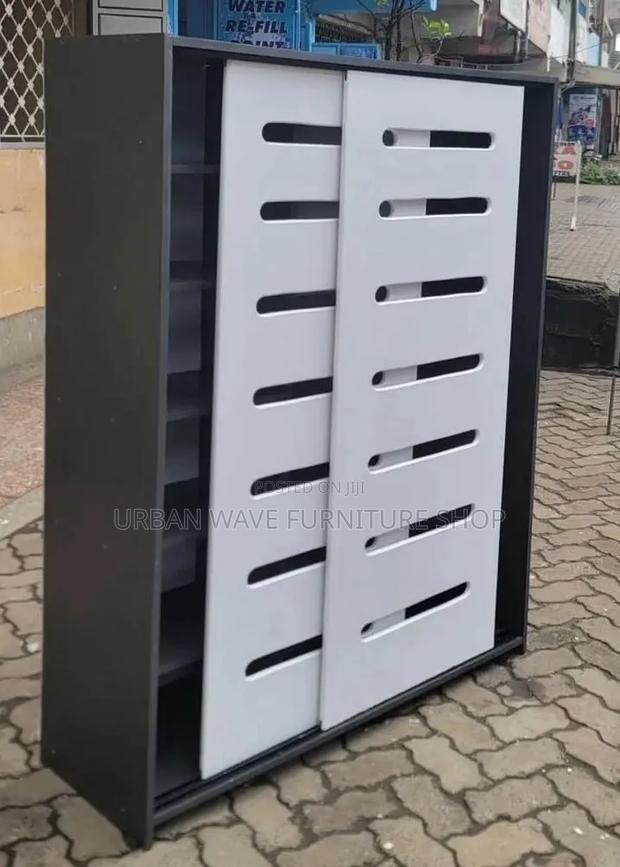 Classic Design Shoe Racks