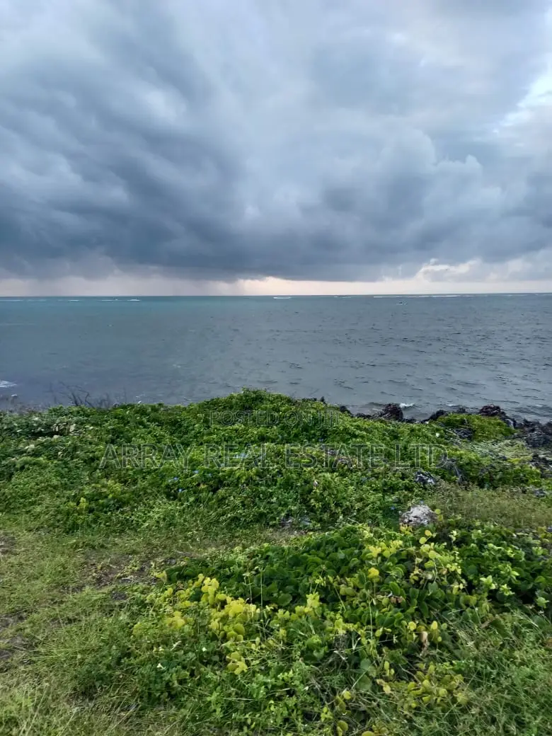 5 Acres Beachfront in Malindi
