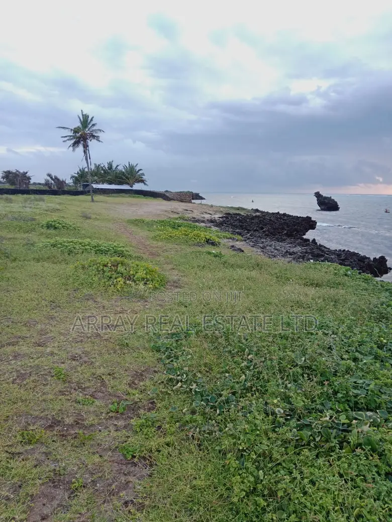 5 Acres Beachfront in Malindi