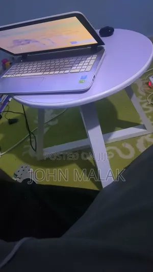 Round White Table