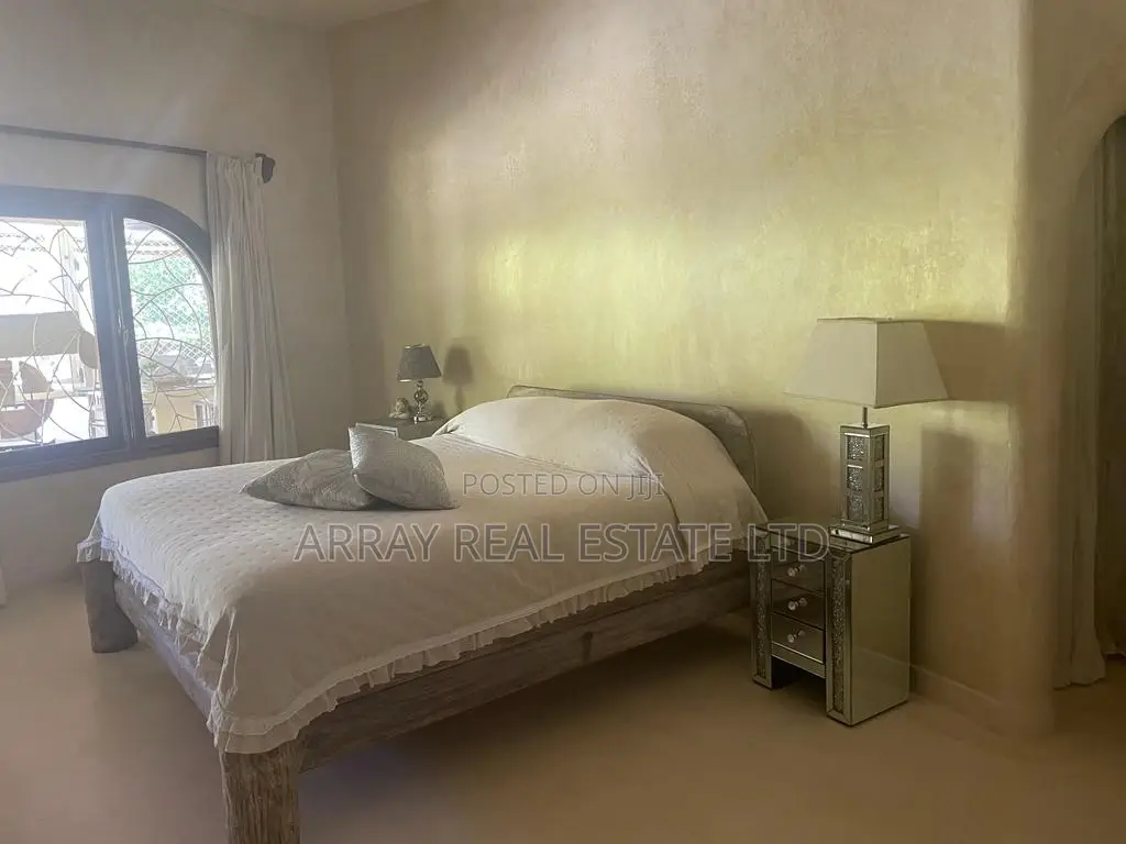 Furnished 5bdrm Villa in Diani for sale