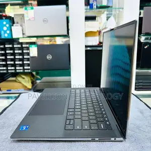 Laptop Dell Precision 5560 16GB Intel Core i9 SSD 512GB