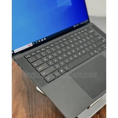 Laptop Dell Precision 5560 16GB Intel Core i9 SSD 512GB