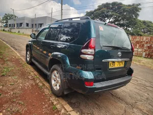 Toyota Land Cruiser Prado 3.0 D-4D 5dr 2005 Green