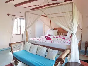 Furnished 5bdrm Villa in Watamu for sale