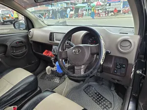 Toyota Passo 1.0 AWD 2014 Black