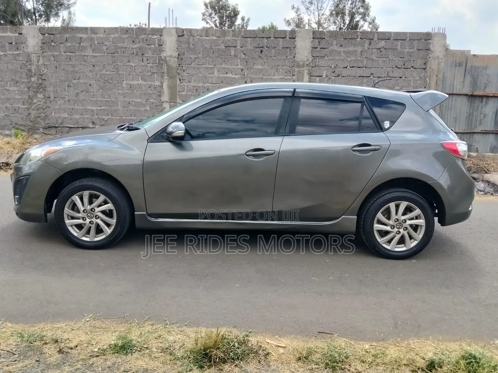Mazda Axela 2012 Gray