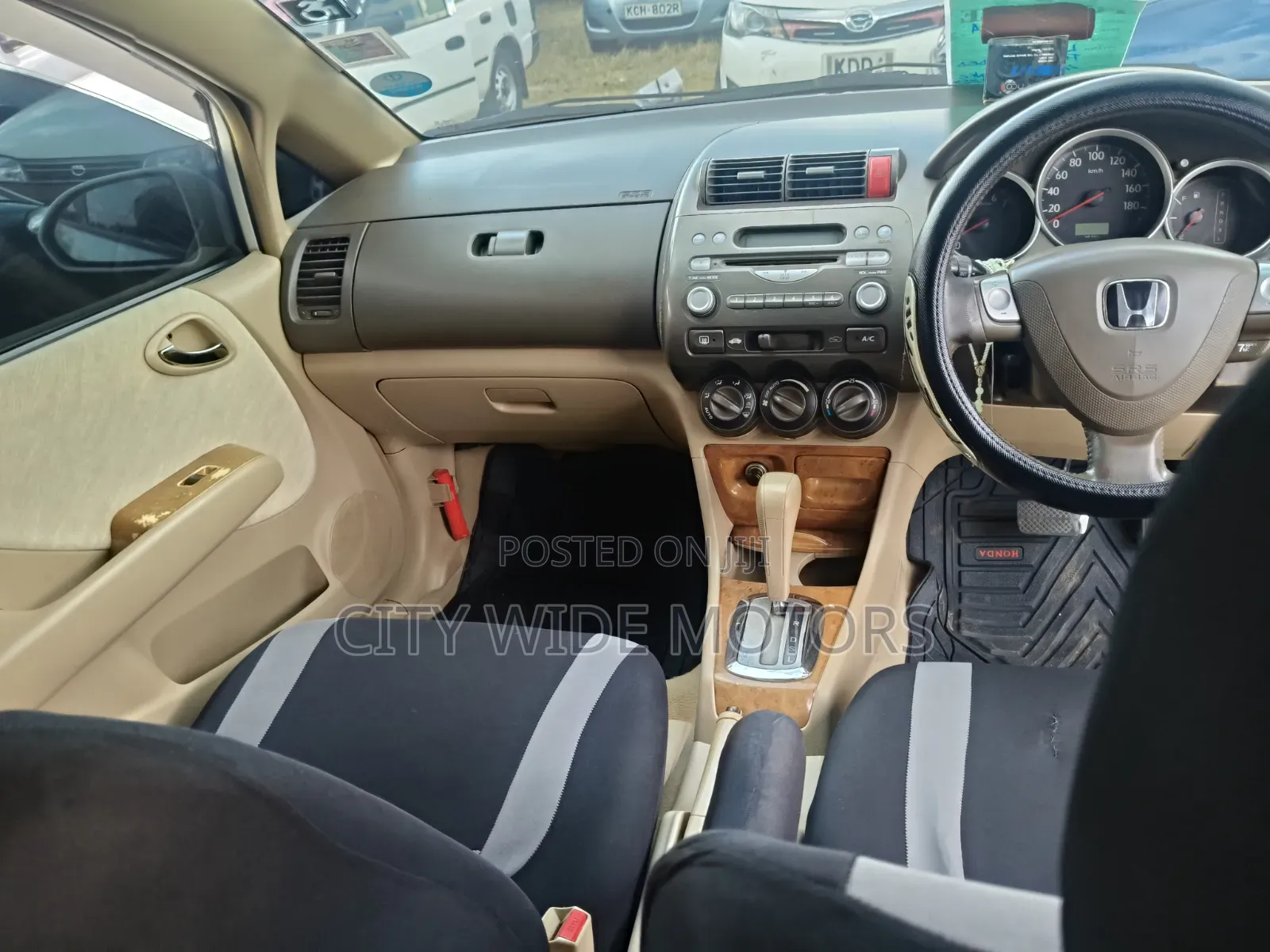 Honda Fit Aria 2005 White