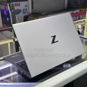 Laptop HP ZBook Firefly G8 16GB Intel Core i7 SSD 512GB