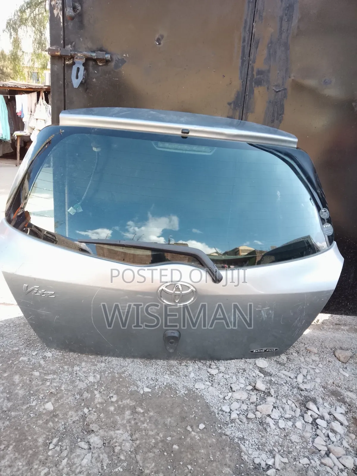 Toyota Vits Boot