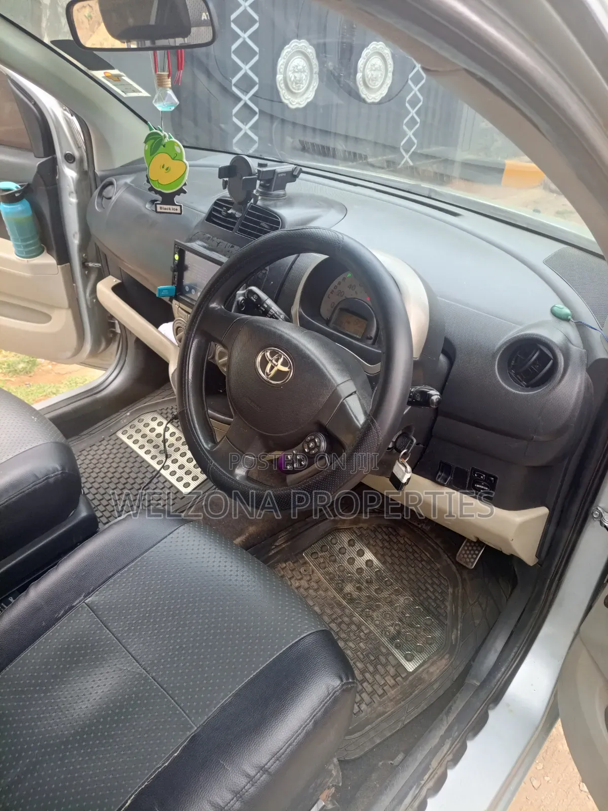 Toyota Passo 2008 Silver
