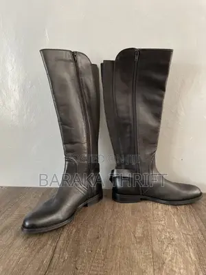 Clarks Black Calf Length Leather Boots(Size 38 Fit)
