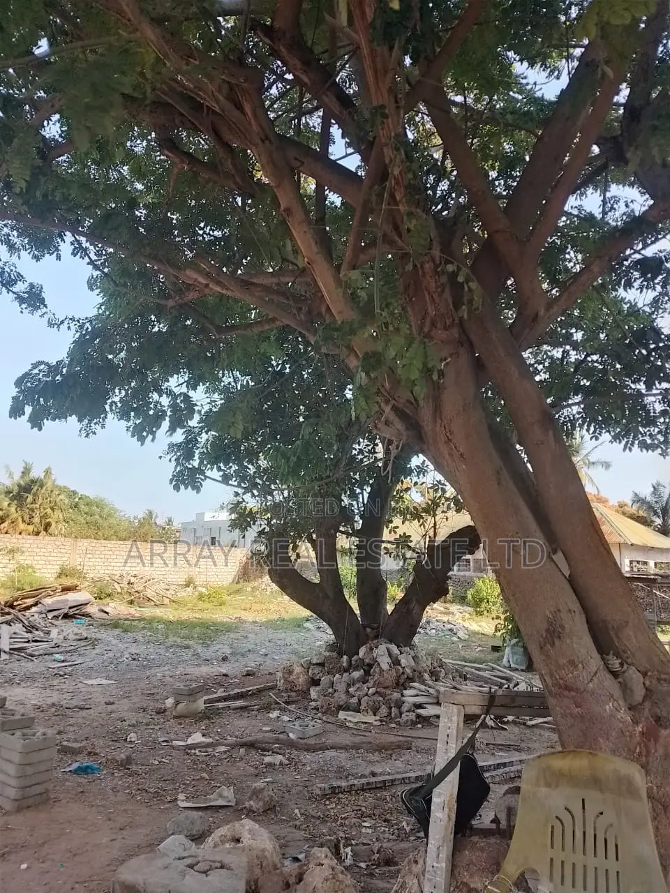 100*100 Plot in Sunpark Malindi Going for 6m