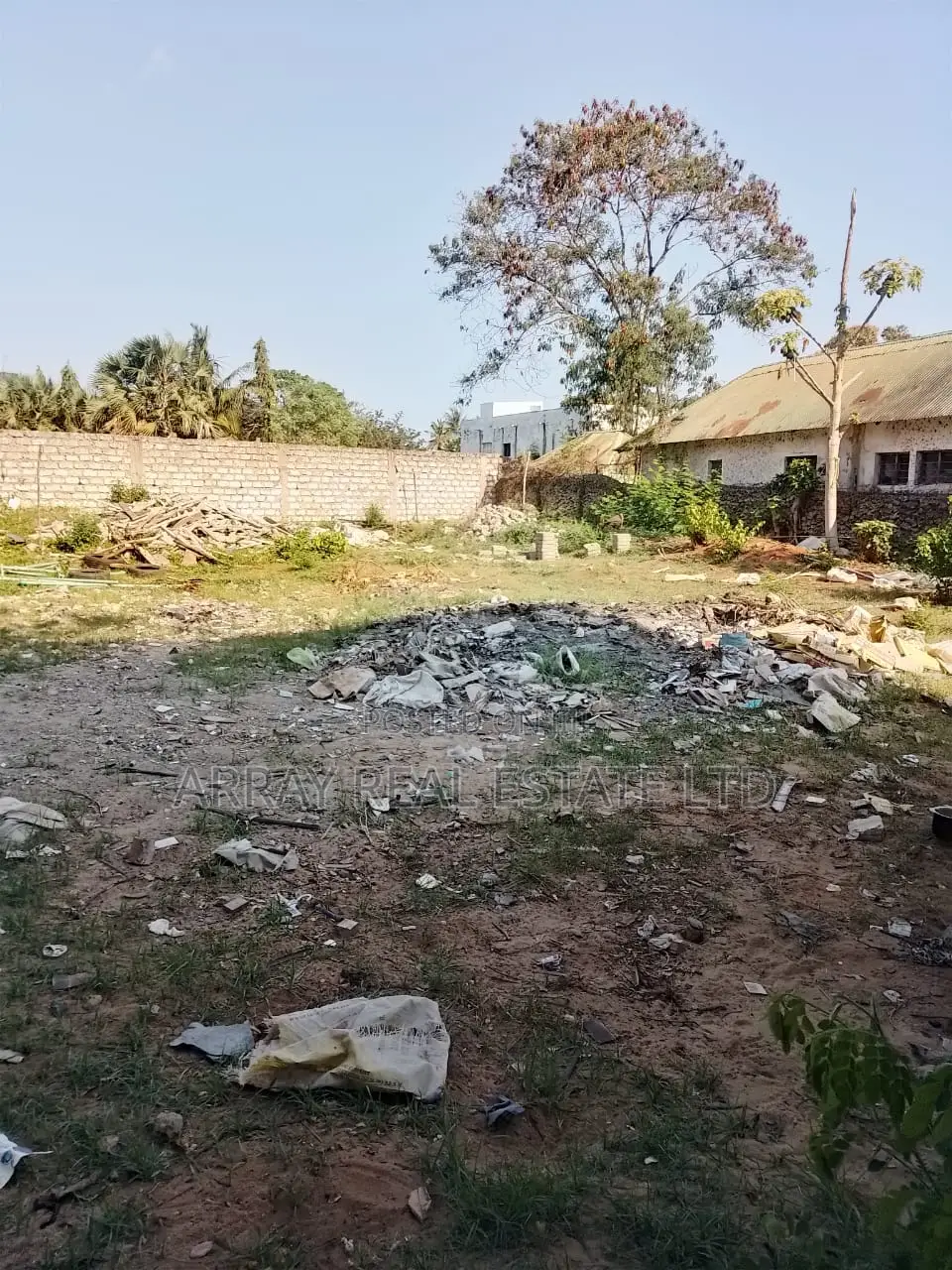100*100 Plot in Sunpark Malindi Going for 6m