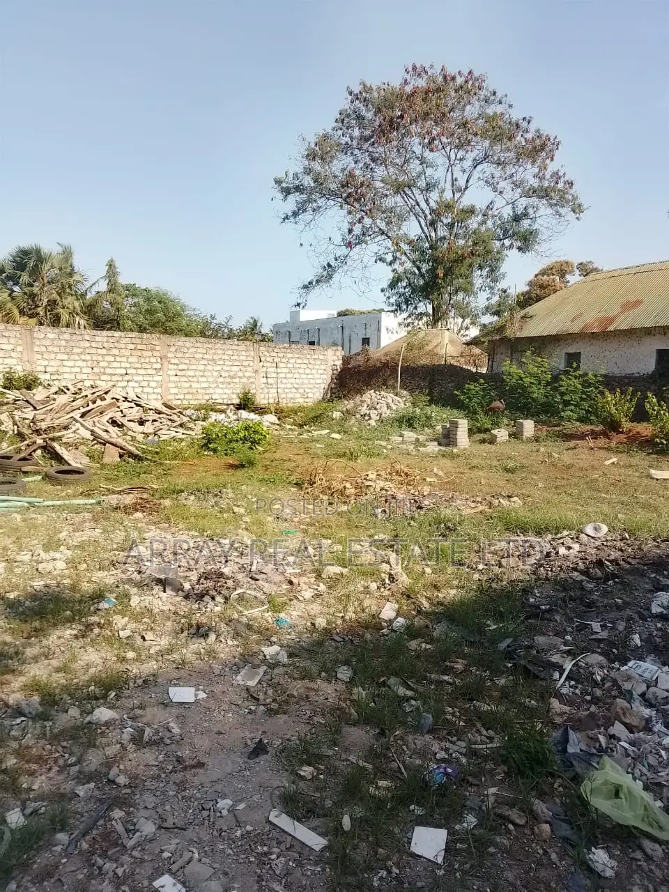 100*100 Plot in Sunpark Malindi Going for 6m