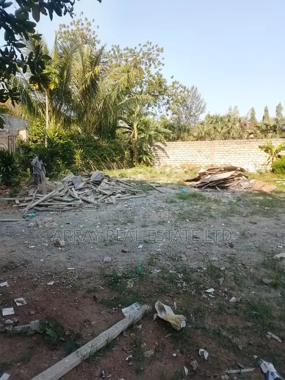 100*100 Plot in Sunpark Malindi Going for 6m