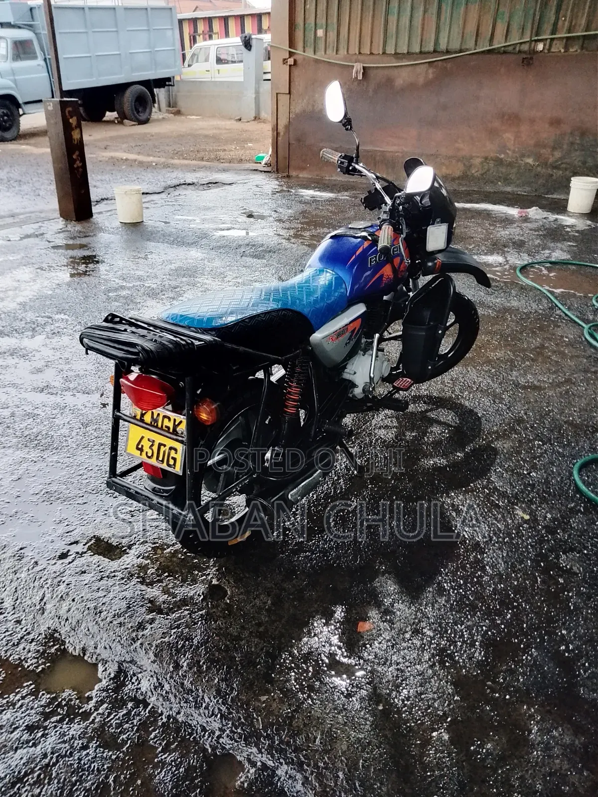 Bajaj Boxer 150 UG 2023 Blue