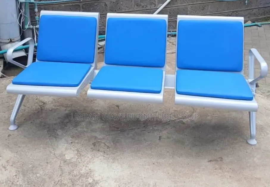 Heavily Duty Schools Chairs