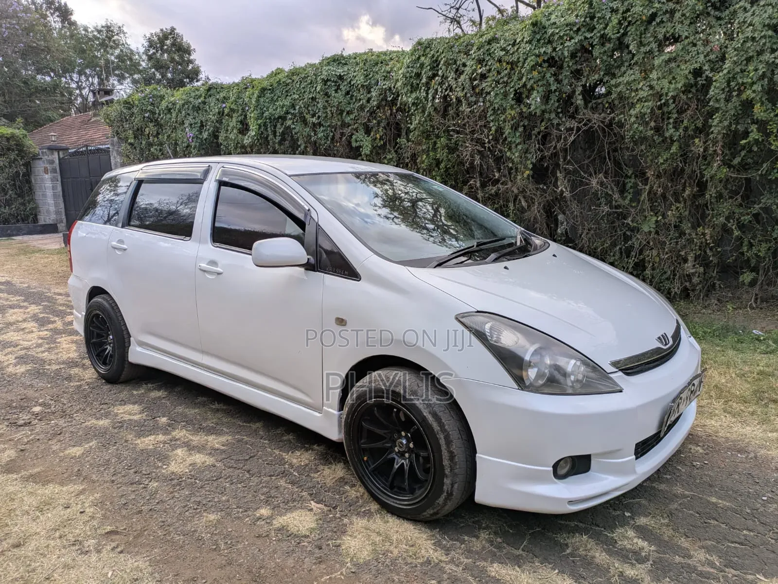 Toyota Wish 2004 White