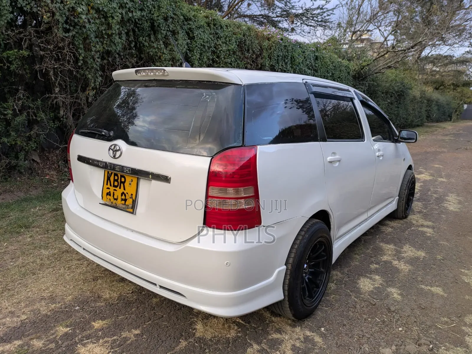 Toyota Wish 2004 White