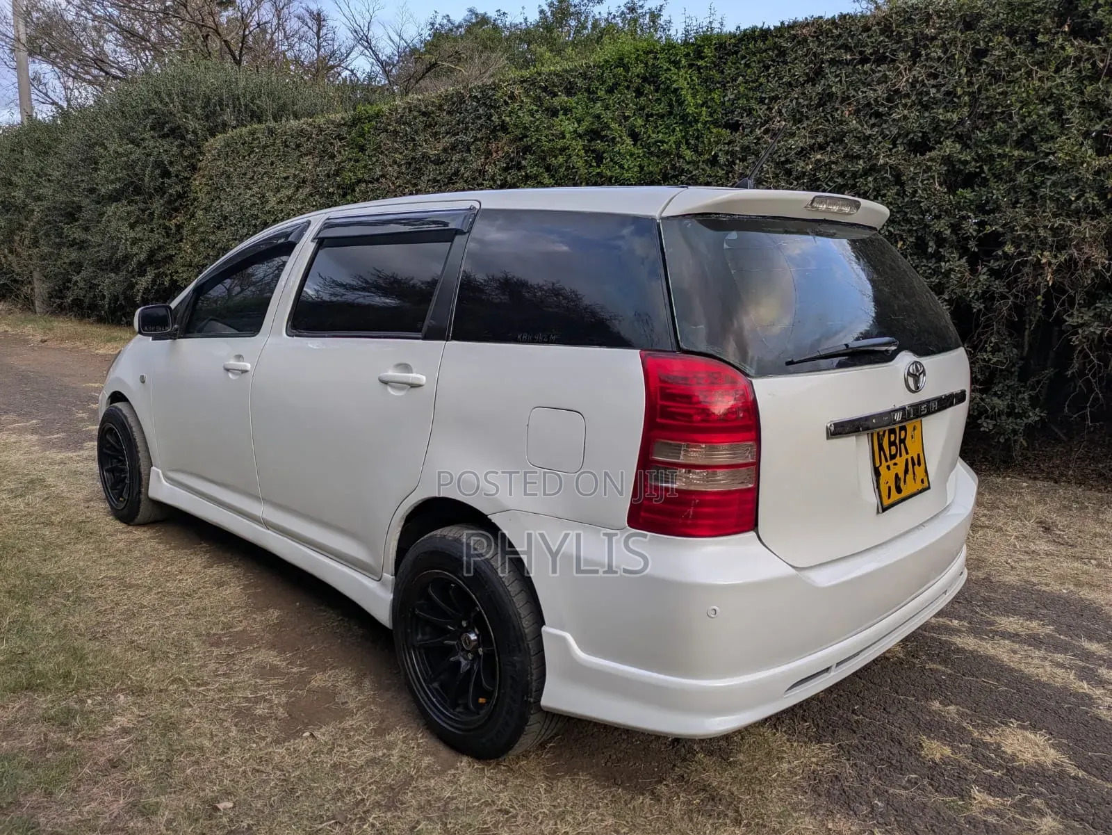 Toyota Wish 2004 White