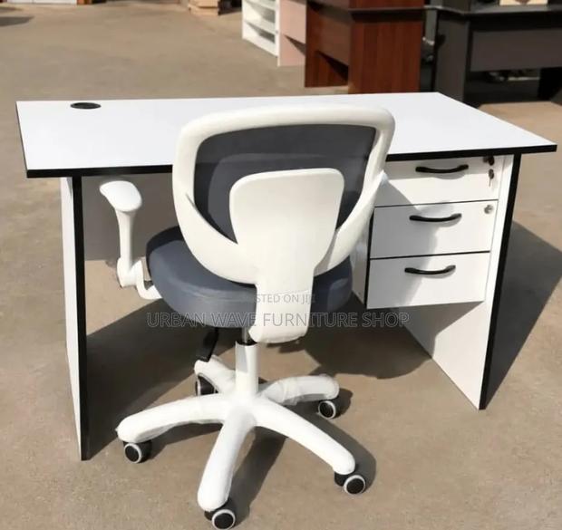 Classified Office Furniture's Set