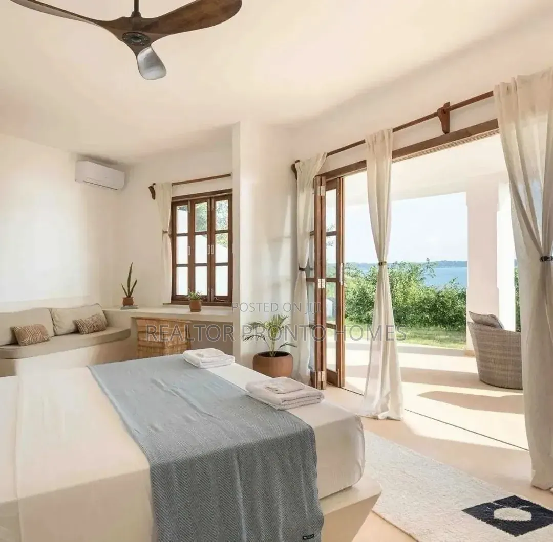Fully Furnished 3-Bedroom Waterfront Luxury Villa