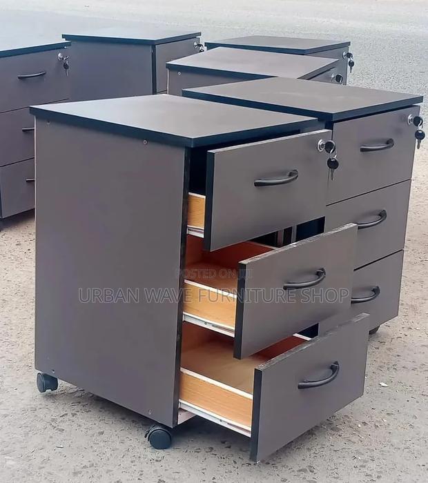 Side Drawers Available