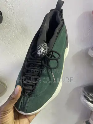 Air Jordan 15 Retro PSNY Sneakers