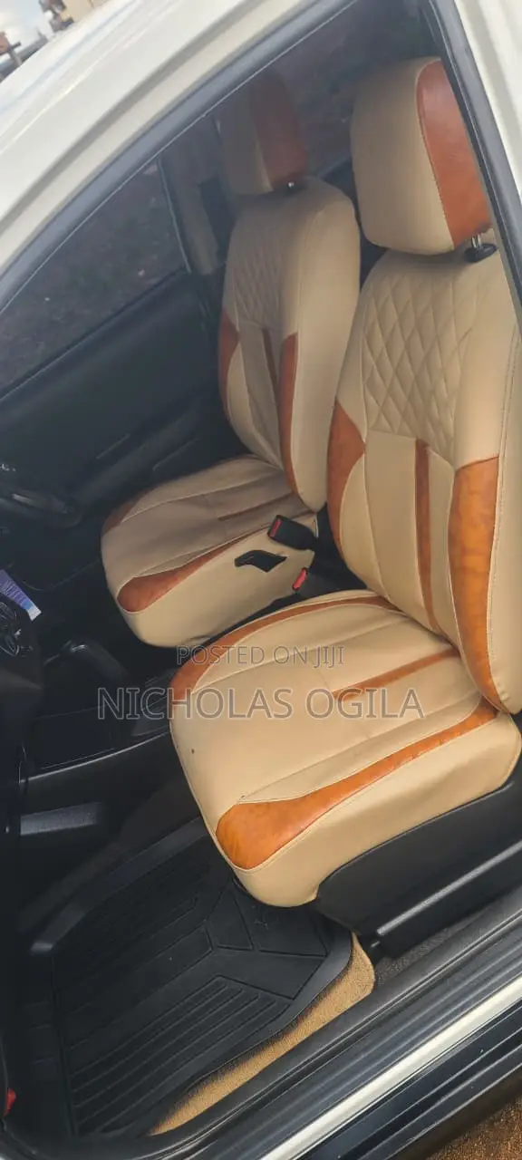 Nissan Tiida 2011 White
