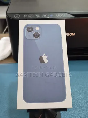 New Apple iPhone 13 128 GB Blue