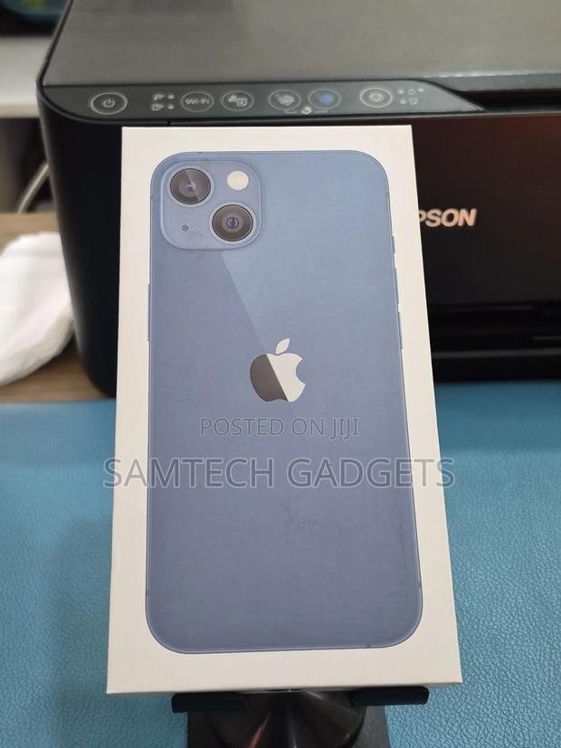 New Apple iPhone 13 128 GB Blue