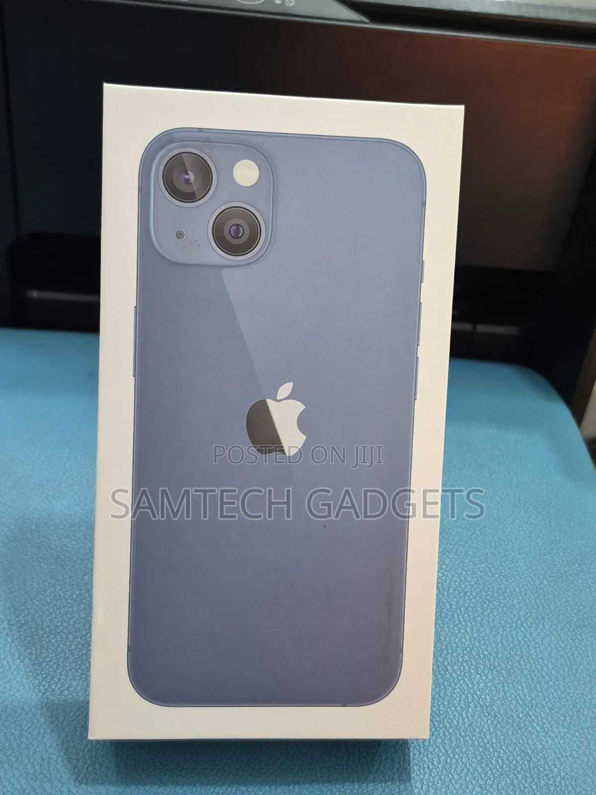 New Apple iPhone 13 128 GB Blue