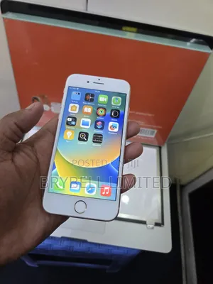 Apple iPhone 8 128 GB Gold