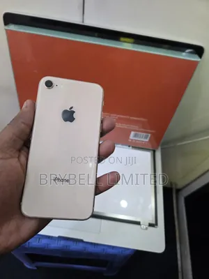Apple iPhone 8 128 GB Gold