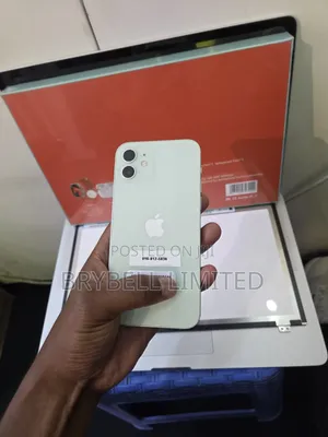 Apple iPhone 12 64 GB Green