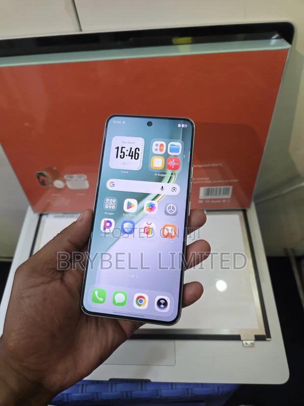 Tecno Camon 40 Premier 5G 256 GB Green - thumbnail 2