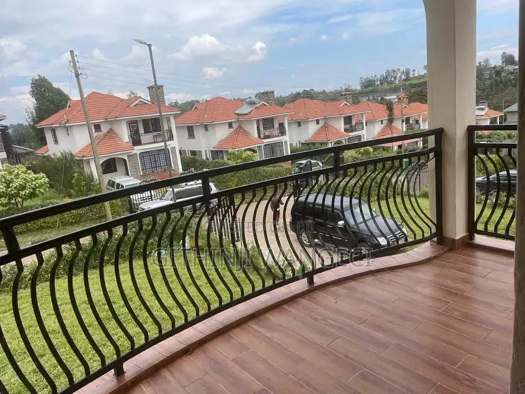 4bdrm Mansion in Olkeri for sale